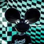 deadmau5 teams up with Portugal. The Man for new blockchain single ‘this is fine’244919571 1466977450337881 959920841046987371 N