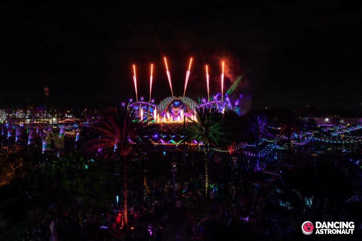 EDC Orlando rings in 10th anniversary with stunning return to Tinker Field [Photos by Dumarys Espaillat / Msmoonlightarts]2Z9A6534