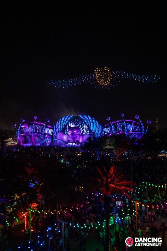 EDC Orlando rings in 10th anniversary with stunning return to Tinker Field [Photos by Dumarys Espaillat / Msmoonlightarts]2Z9A6852