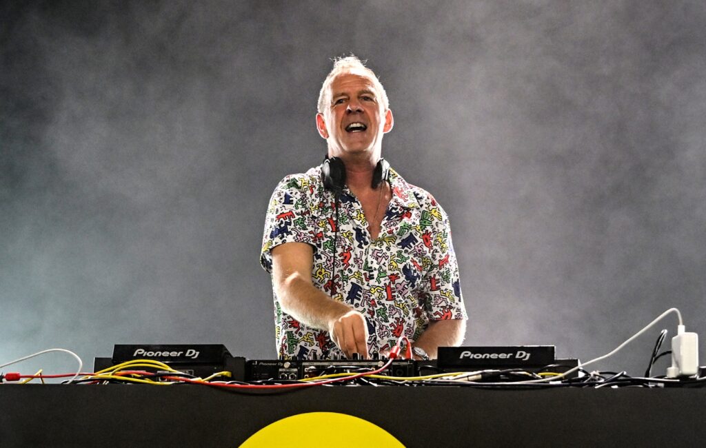 fatboy-slim-invites-derry-girls-cast-on-stage-in-derry