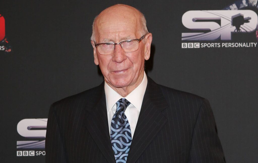 entertainment-world-pays-tribute-to-sir-bobby-charlton