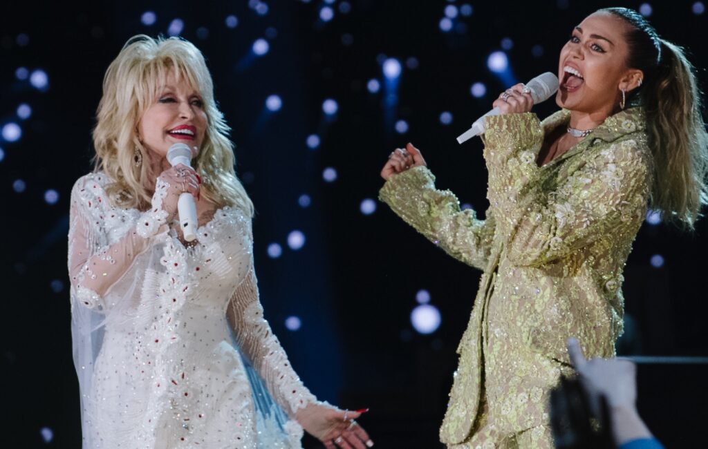 dolly-parton-and-miley-cyrus-team-up-for-new-take-on-‘wrecking-ball’