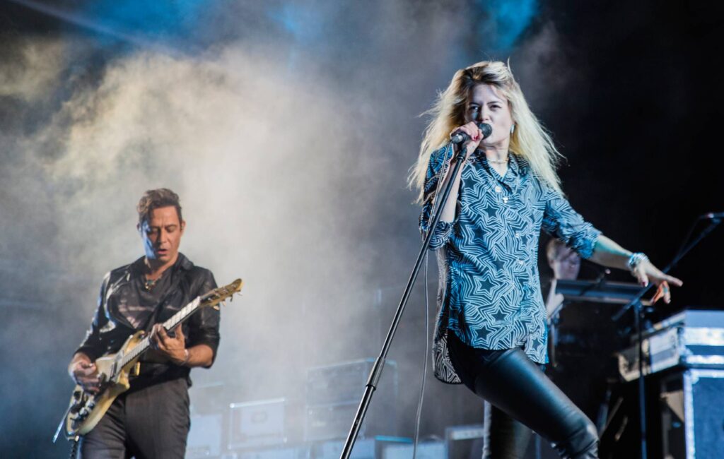 the-kills:-“why-should-hip-hop-be-future-forward-and-guitar-music-always-looking-back?”