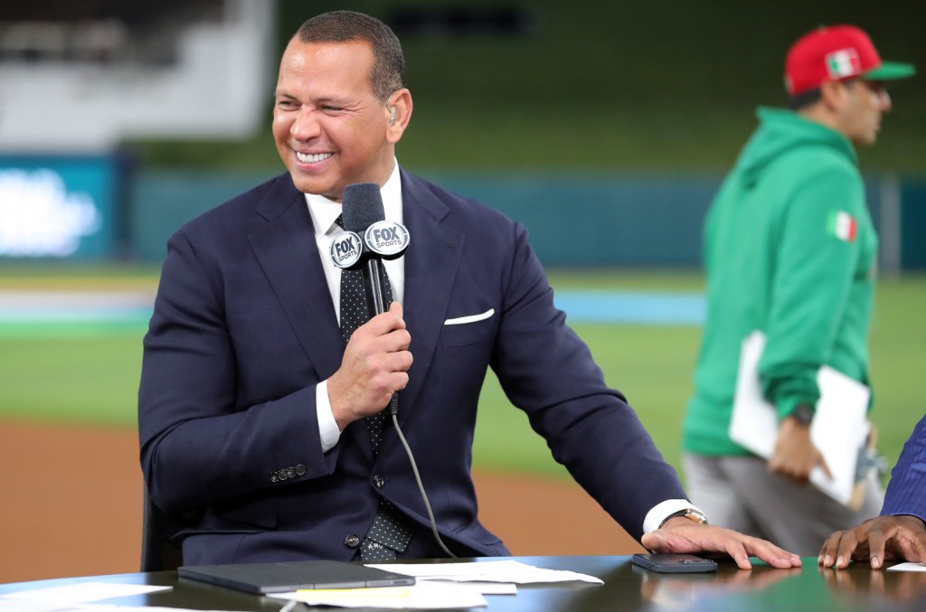 alex-rodriguez-jokes-he-‘certainly-can’t’-give-travis-kelce-advice-on-dating-taylor swift