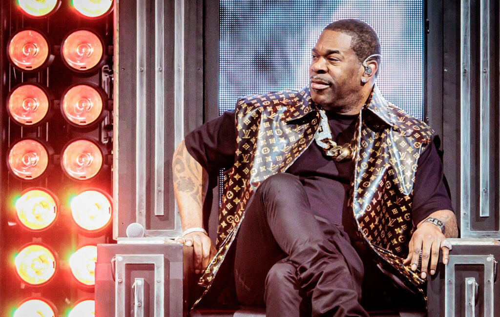 busta-rhymes-announces-surprise-release-of-new-album-‘blockbusta’