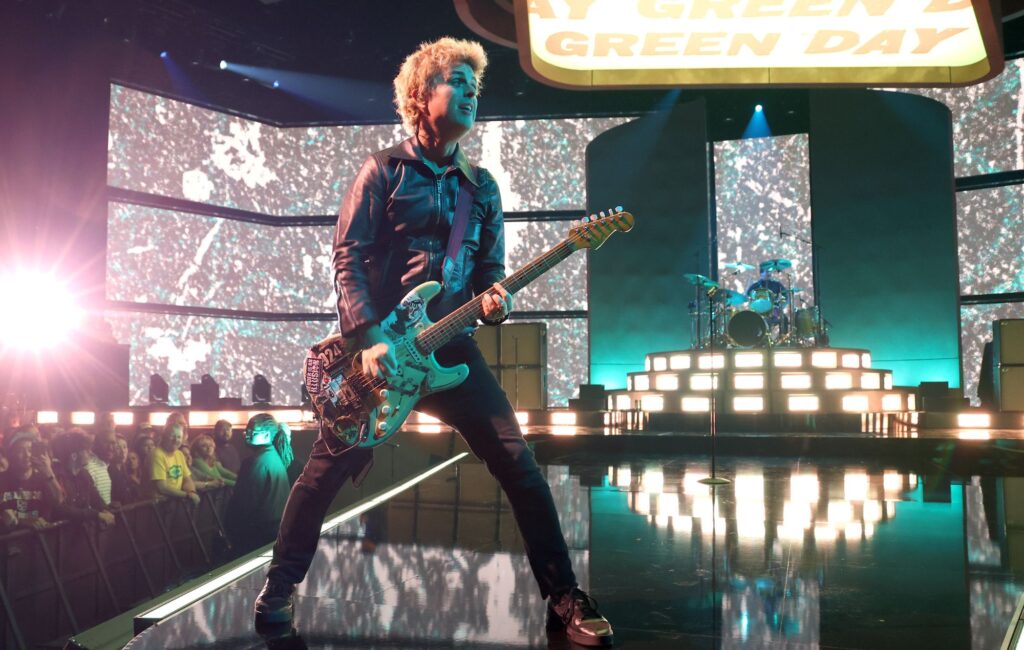 green-day-announce-surprise-intimate-show-in-paris