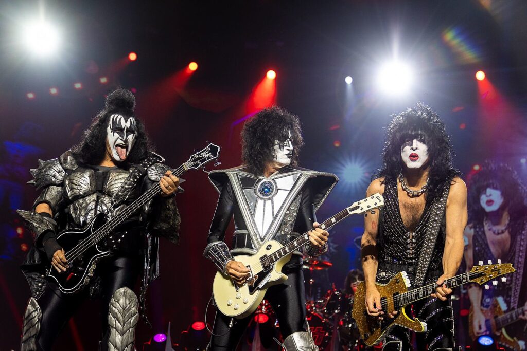 kiss-are-still-rock-‘n’-roll’s-greatest-comic-book-heroes:-review