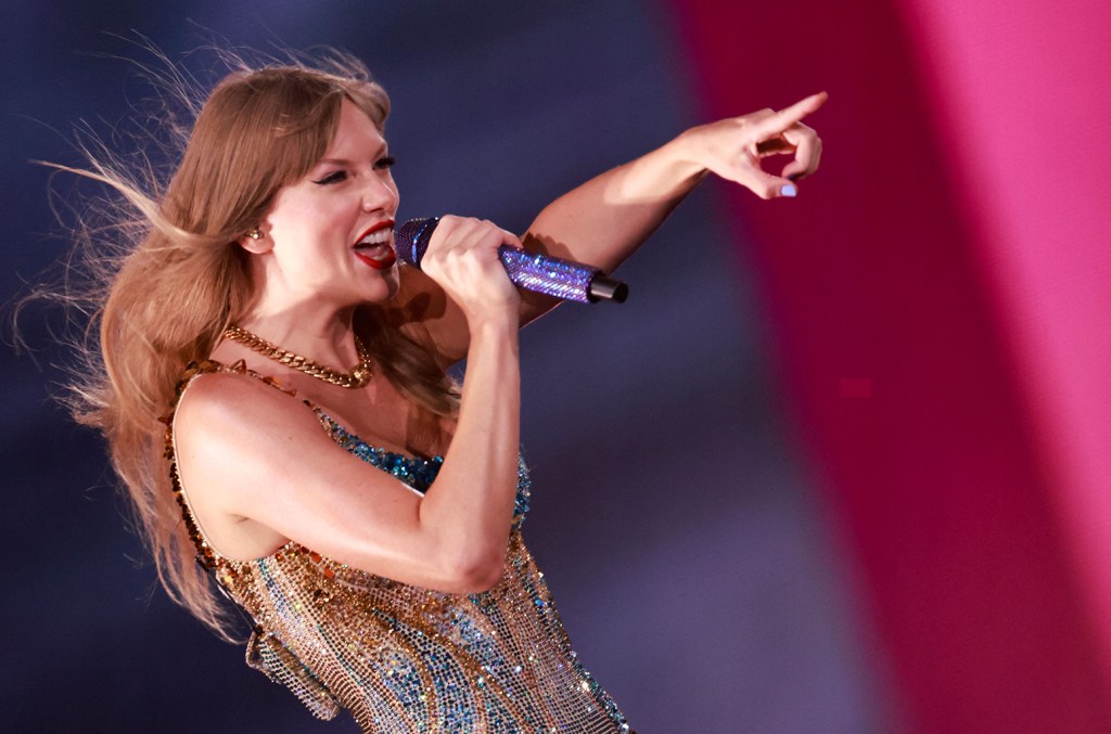 taylor-swift’s-‘cruel-summer’-hits-no.-1-on-billboard-global-200 chart