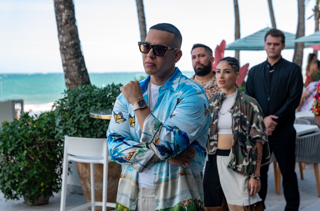 nine-latin-artists-who-make-acting-cameos-in-netflix’s-reggaeton-series-‘neon’