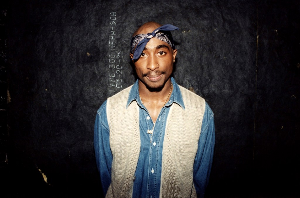 tupac-shakur-street-unveiled-in-oakland-to-honor-late-rap icon