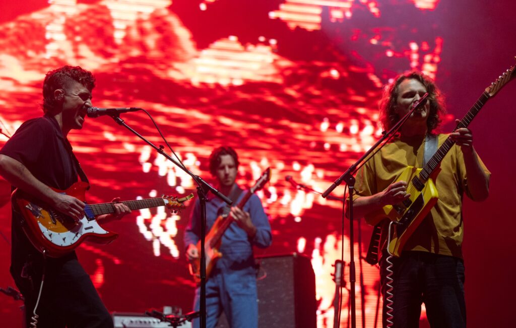 king-gizzard-&-the-lizard-wizard-announce-2024-south-american,-european-and-north-american-tour-dates