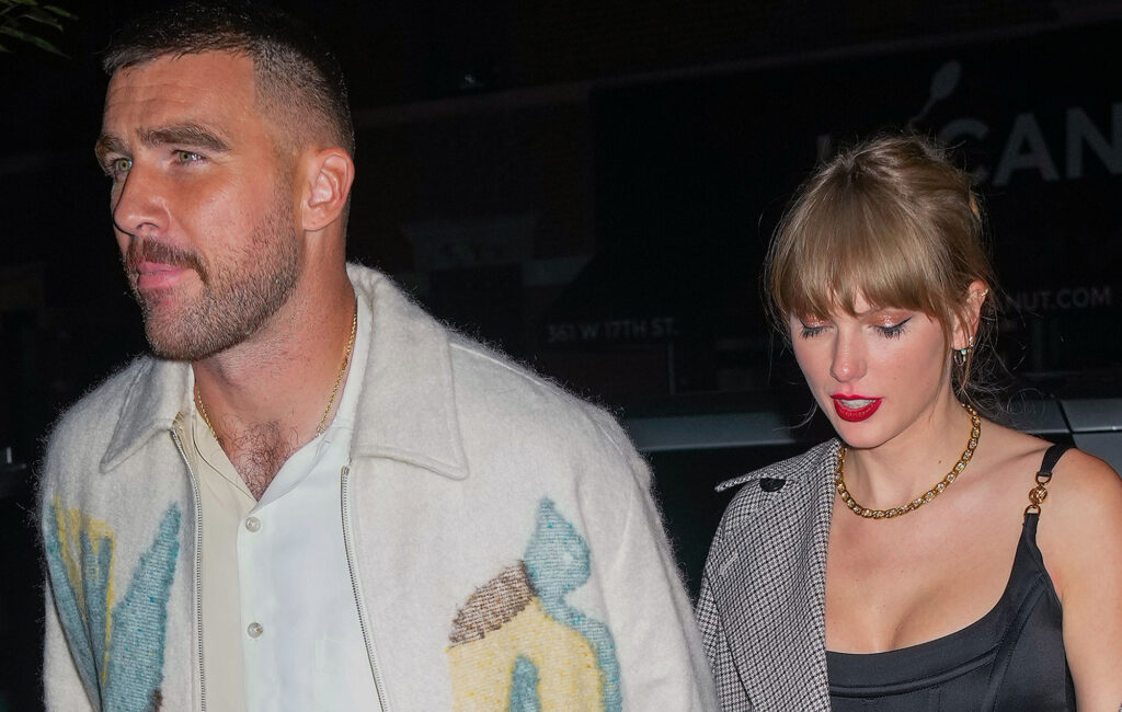 the-nfl-is-“very-happy”-with-taylor-swift-and-travis-kelce-relationship