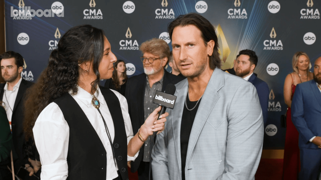 russell-dickerson-on-attending-taylor-swift’s-eras-tour,-crashing-ronnie-dunn’s-party,-creating-‘the-afterparty-deluxe’-&-more-|-cma-awards 2023