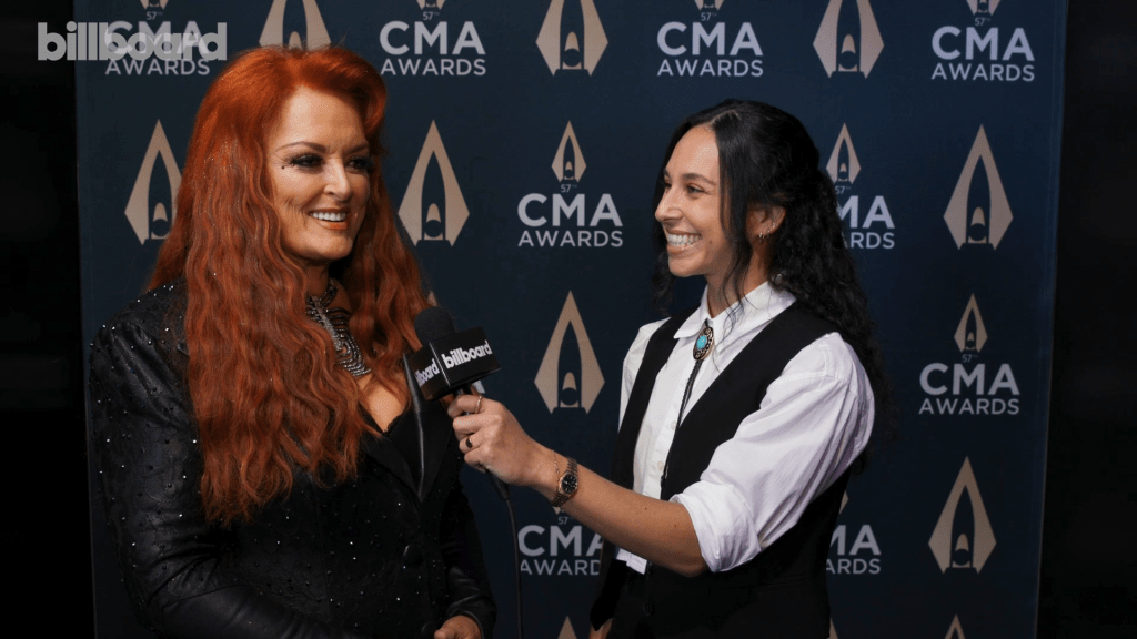 wynonna-judd-talks-opening-the-cma-awards-with-jelly-roll,-gives-her-thoughts-on-‘a-tribute-to-the-judds’-album-&-more-|-cma-awards 2023