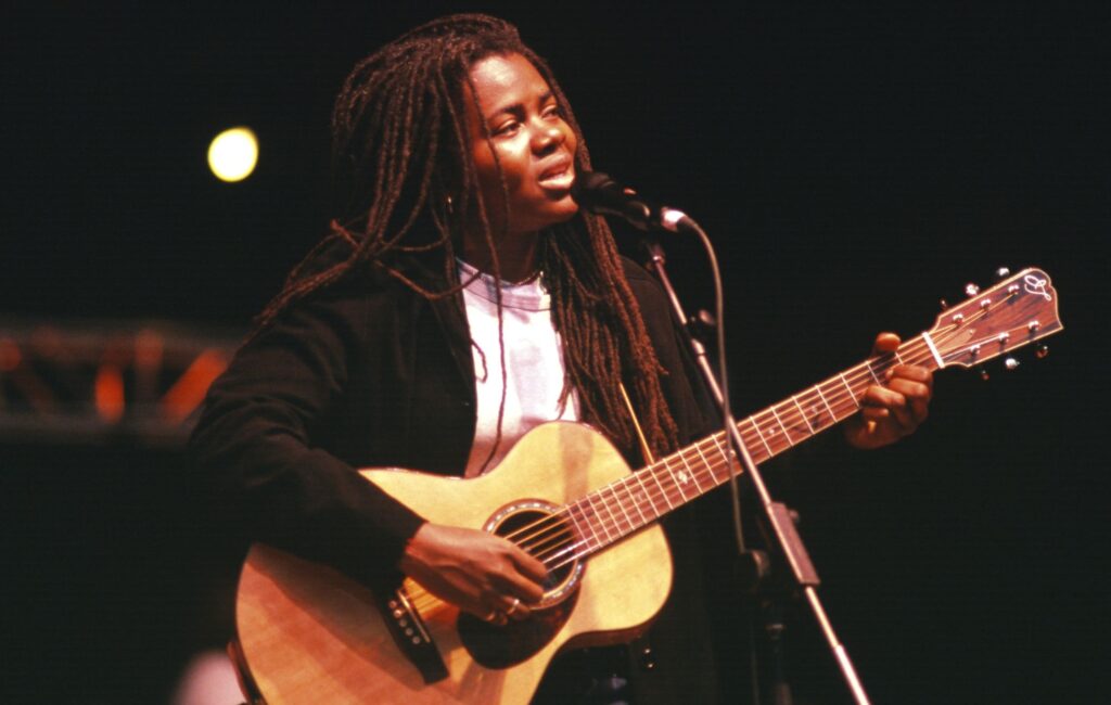 tracy-chapman-makes-country-music-history