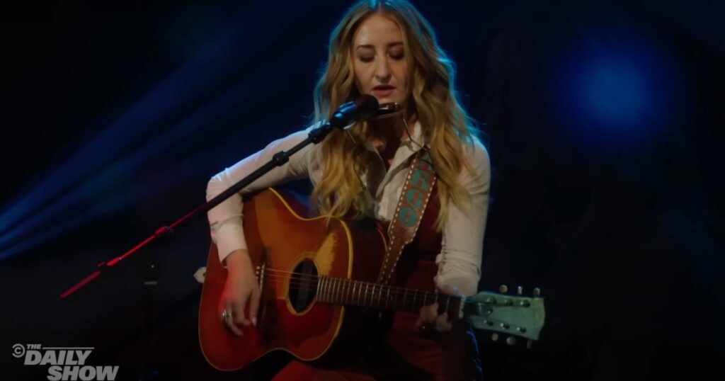 watch:-margo-price-talks-‘strays,’-memoir,-magic-mushrooms-and-more