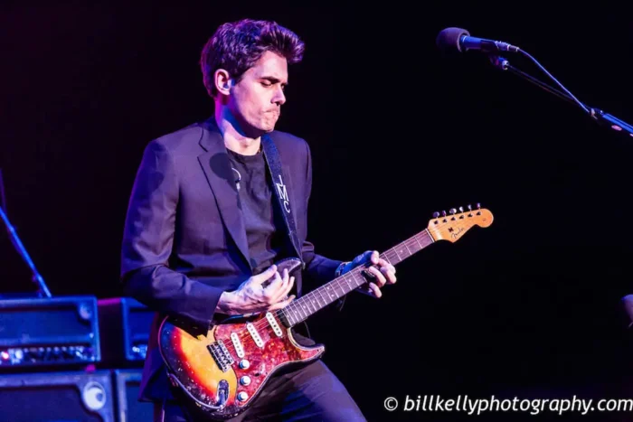 listen:-john-mayer-dusts-off-guns-n’-roses-cover-for-first-time-since-2002