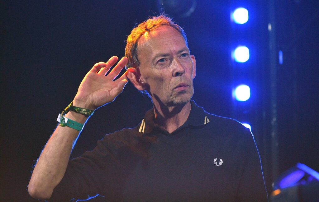 live-and-steve-lamacq-demand-action-from-chancellor-to-protect-uk-grassroots-music-venues