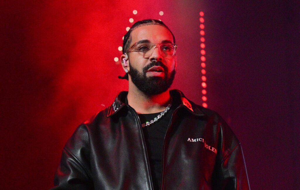 drake-announces-surprise-new-album-‘scary-hours-3’-is-dropping-tonight