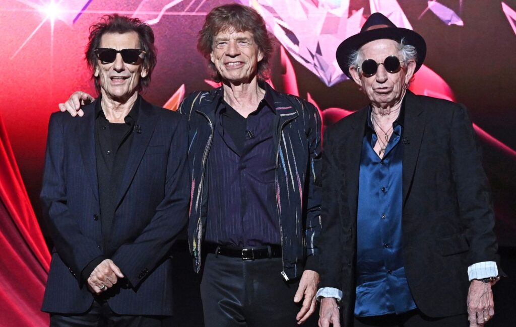 fans-react-to-the-rolling-stones’-us-tour-being-sponsored-by-the-american-association-of-retired-persons