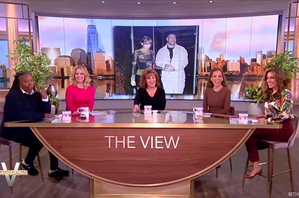 ‘the-view’-hosts-point-out-what-they-see-as-travis-kelce’s-‘red-flags’-after-his-interview-about-taylor swift