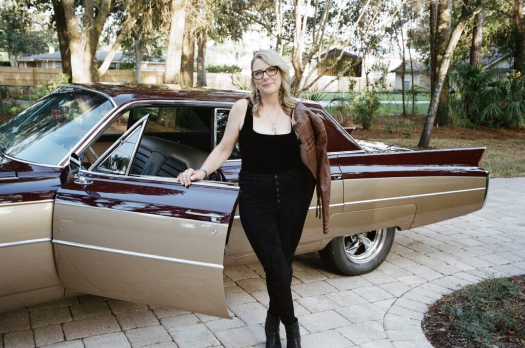 on-the-bright-sides:-susan-tedeschi-revisits-‘just-won’t-burn’