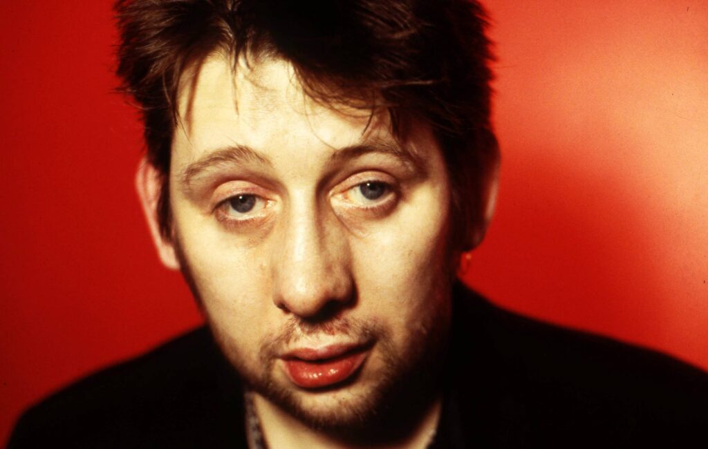 fans-are-rallying-to-get-the-pogues’-‘fairytale-of-new-york’-to-christmas-number-one-after-death-of-shane-macgowan