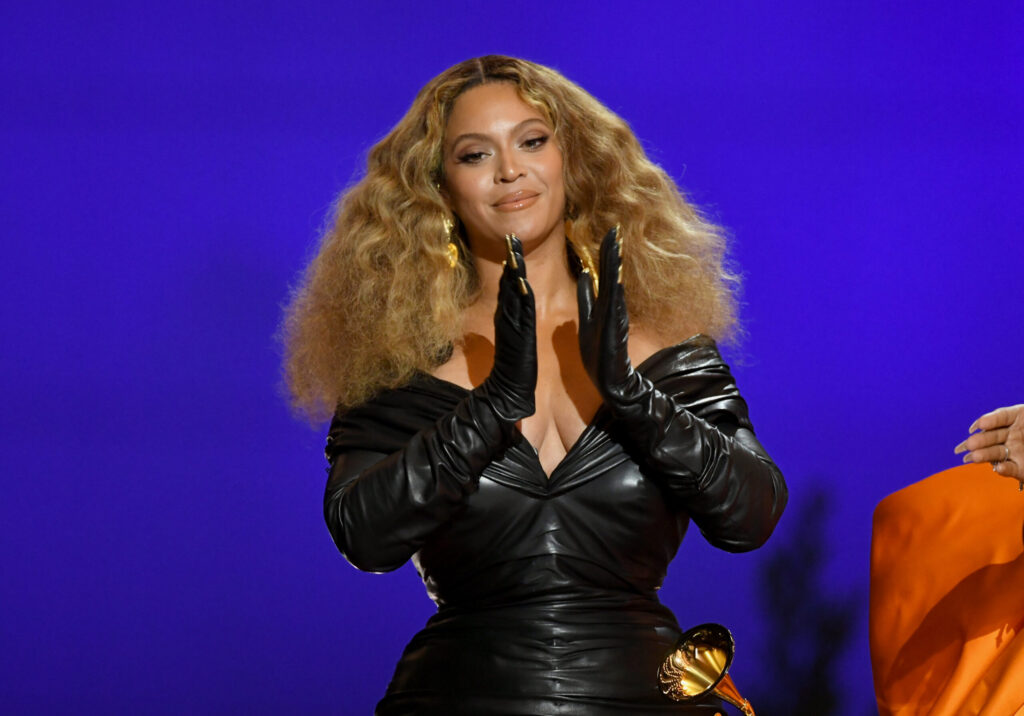 beyonce-shares-new-single-‘my-house’