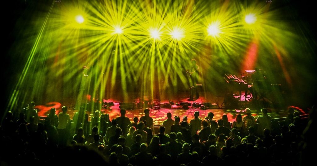 watch:-umphrey’s-mcgee-dish-bust-outs,-debuts-and-more-with-widespread-panic’s-duane-trucks-in-athens