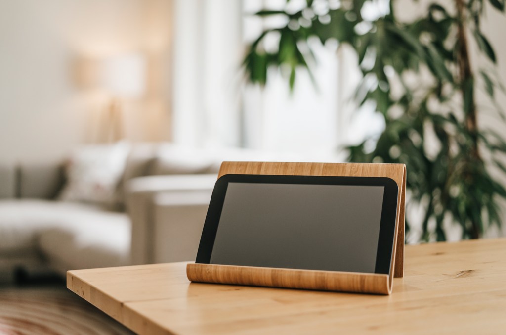 5-best-tablet-stands-for-enjoying-hands-free entertainment