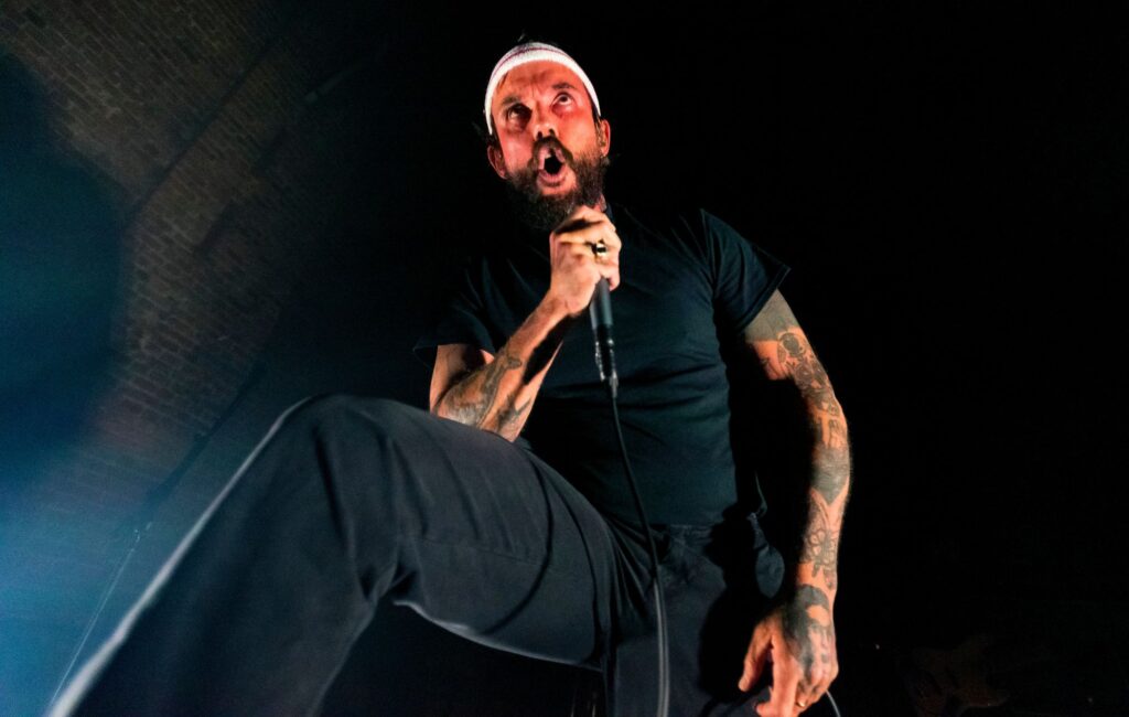 idles-share-soulful-new-single-‘grace’