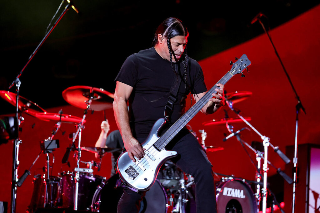 metallica’s-robert-trujillo-names-his-five-favorite-funk-grooves