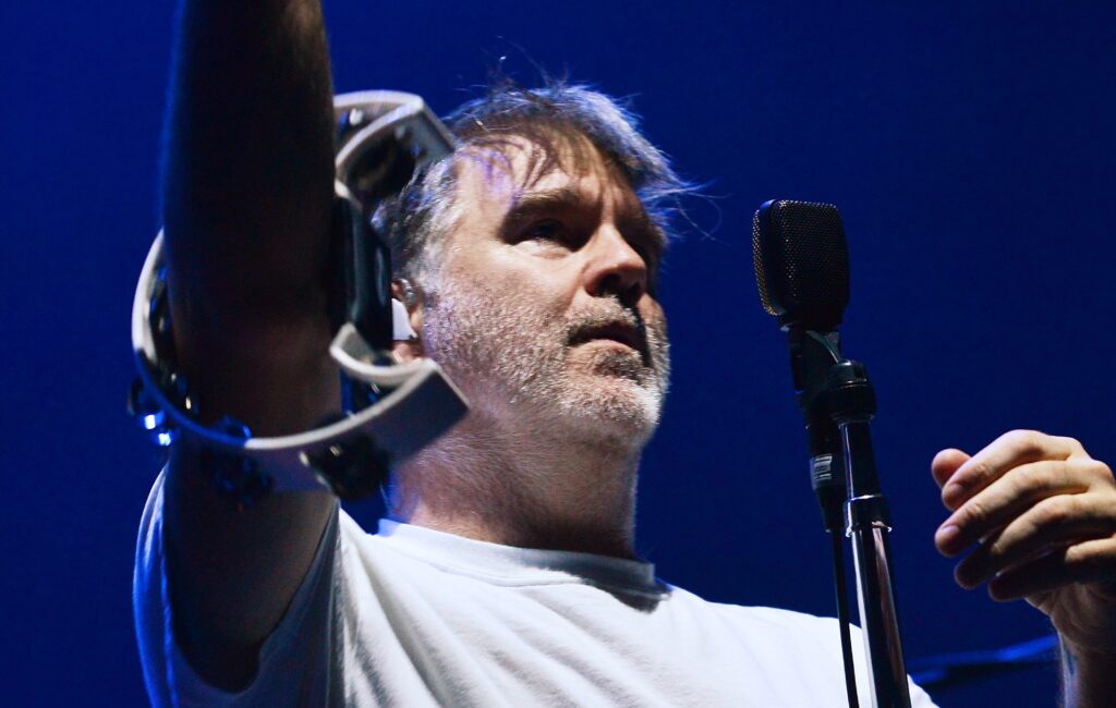 lcd-soundsystem-reportedly-cut-their-show-short-due-to-bandmember-becoming-sick