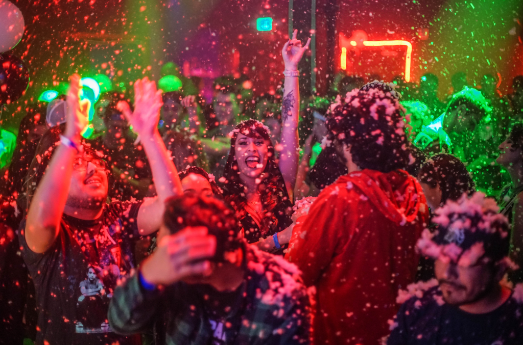 holiday-charity-dance-bash-la.-gives-back-is-returning-with-a-secret-‘mega-headliner’