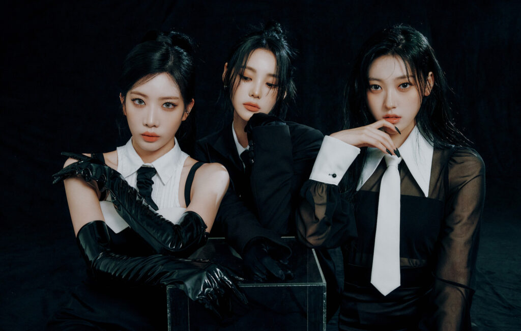 odd-eye-circle-announce-2024-‘volume-up’-tour-in-us-and-mexico