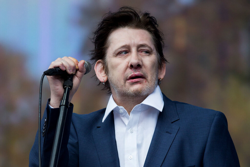 shane-macgowan-reportedly-paid-expensive-pub-tab-at-his-wake