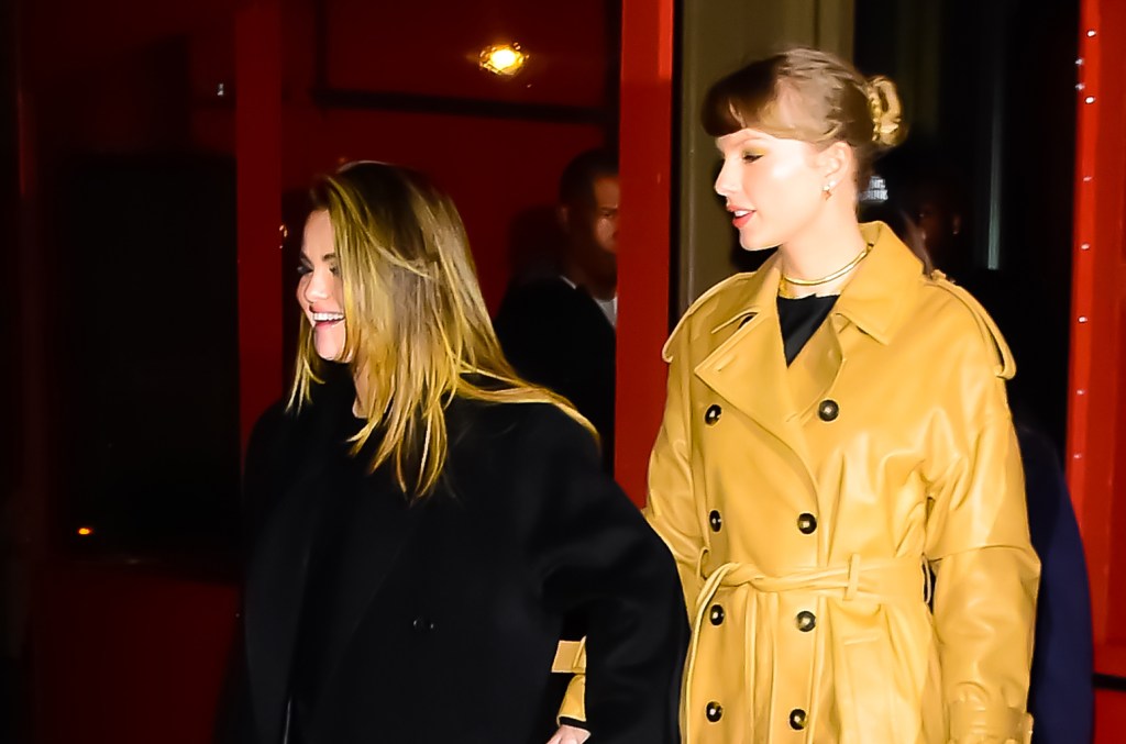 taylor-swift-steps-out-with-selena-gomez,-miles-teller-&-keleigh-sperry-in-nyc: photos