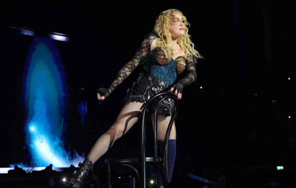 madonna-pays-tribute-to-friend-who-“saved-her-life”-after-she-“passed-out-on-bathroom-floor-and-woke-up-in-icu”