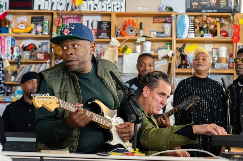 scarface-delivers-a-nostalgic-6-song-medley-for-his-npr-tiny-desk performance