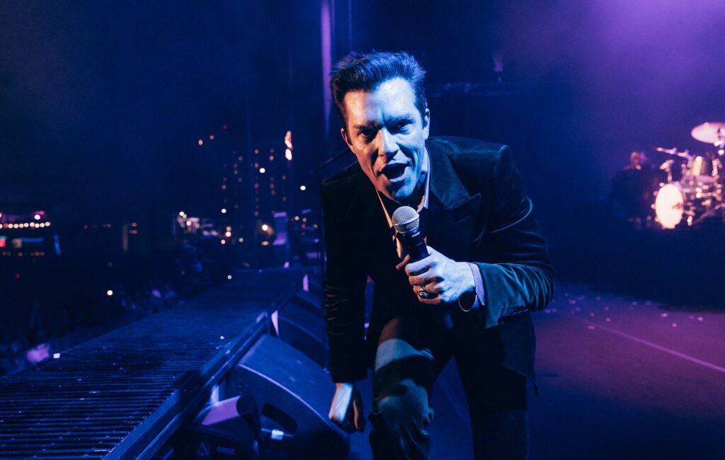 brandon-flowers-tells-us-about-the-future-of-the-killers-and-confirms-new-solo-album:-“i’m-starting-to-know-what-i’m-doing”