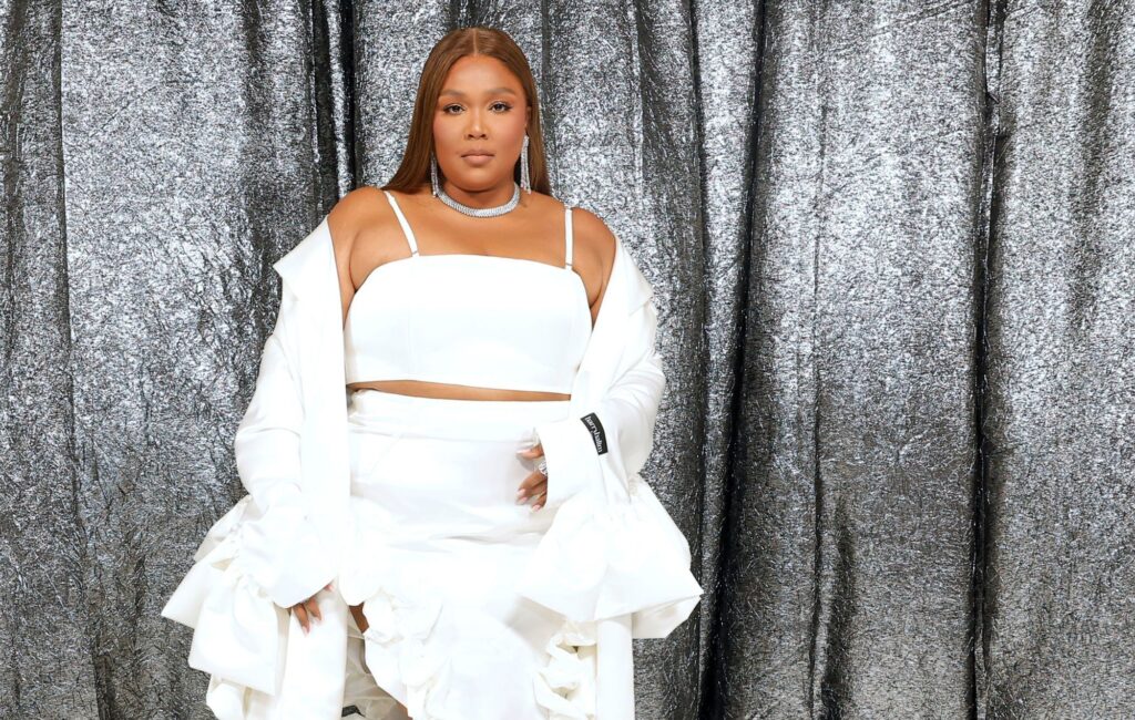 lizzo-requests-to-dismiss-“meritless”-harassment-and-discrimination-lawsuit