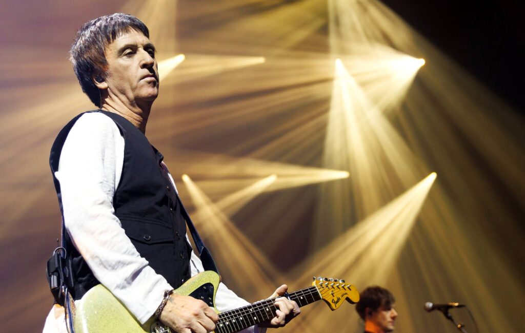 johnny-marr-issues-warning-over-ai-generated-voice-messages