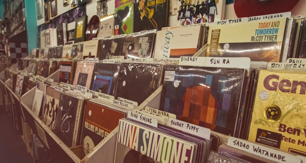 vinyl-groups-prep-reports-based-on-‘data-at-the-record-pressing-plant-level’-amid-luminate-indie-retail-changes