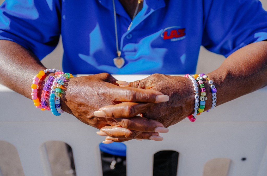 nfl-friendship-bracelets-are-still-in-stock-for-less-than-$25:-where-to-draft-your collection