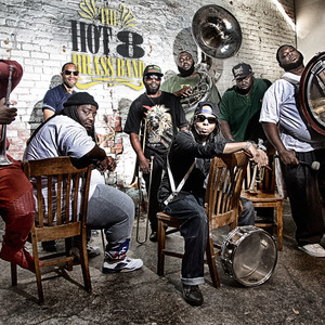 the-hot-8-brass-band-to-play-christmas-eve-and-new-year’s-eve-at-the-howlin’-wolf