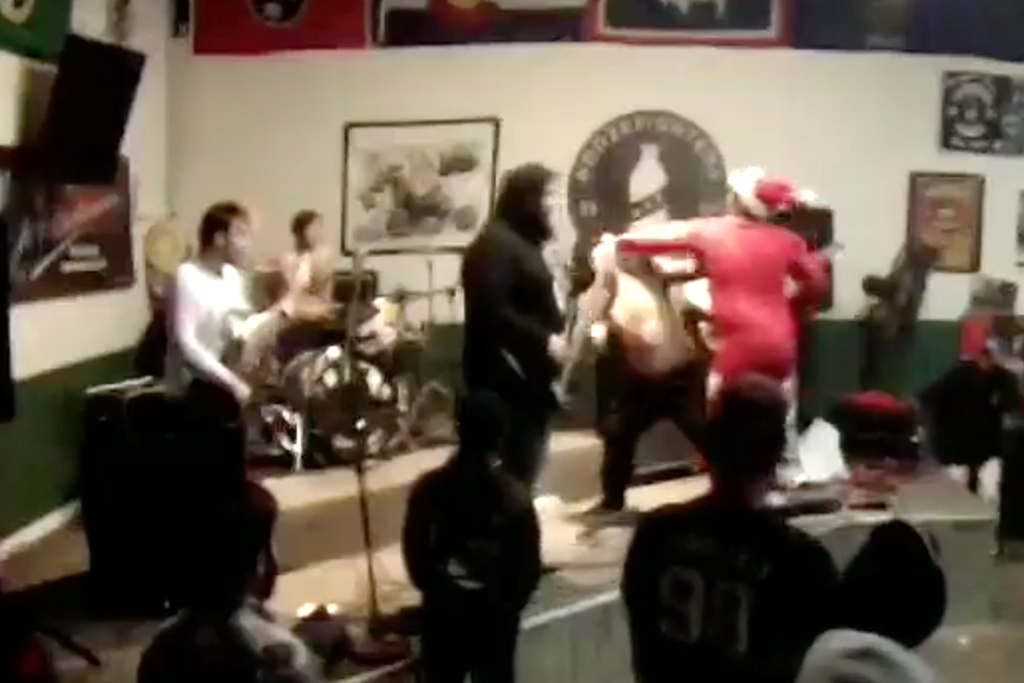 metal-vocalist-complains-about-no-moshing,-gets-beat-up-by-santa