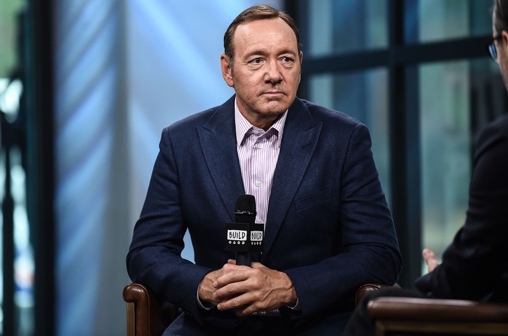 kevin-spacey-returns-as-frank-underwood-in-bizarre-tucker-carlson-interview: watch