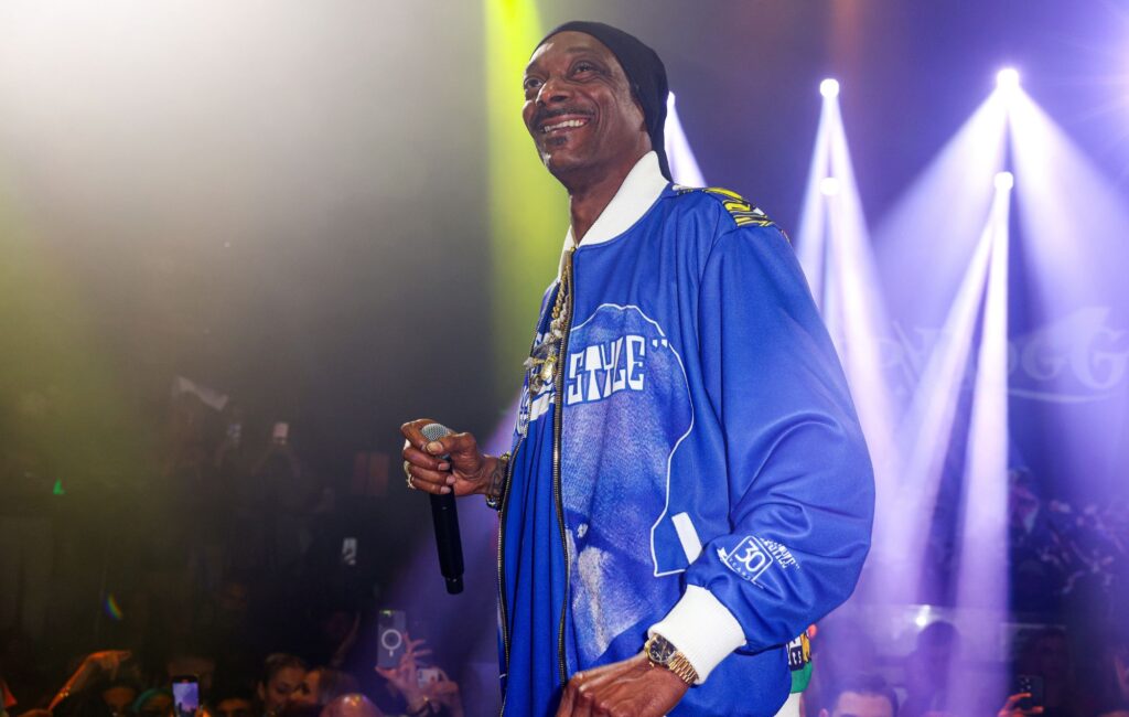 snoop-dogg-signs-up-for-tv-coverage-of-2024-paris-olympics