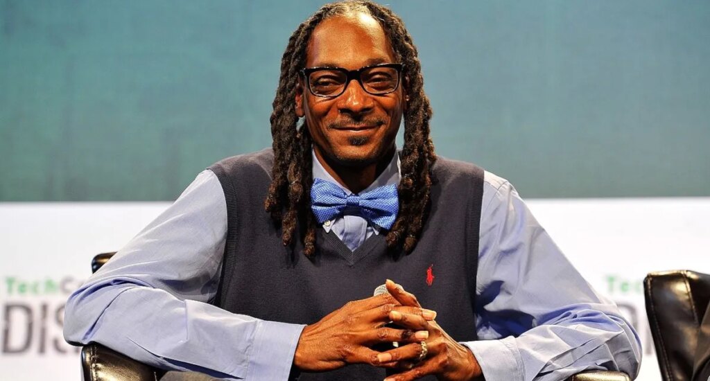 snoop-dogg-joins-summer-olympics-coverage-team-as-‘special-correspondent’-—-on-site-interviews,-commentary,-and-more