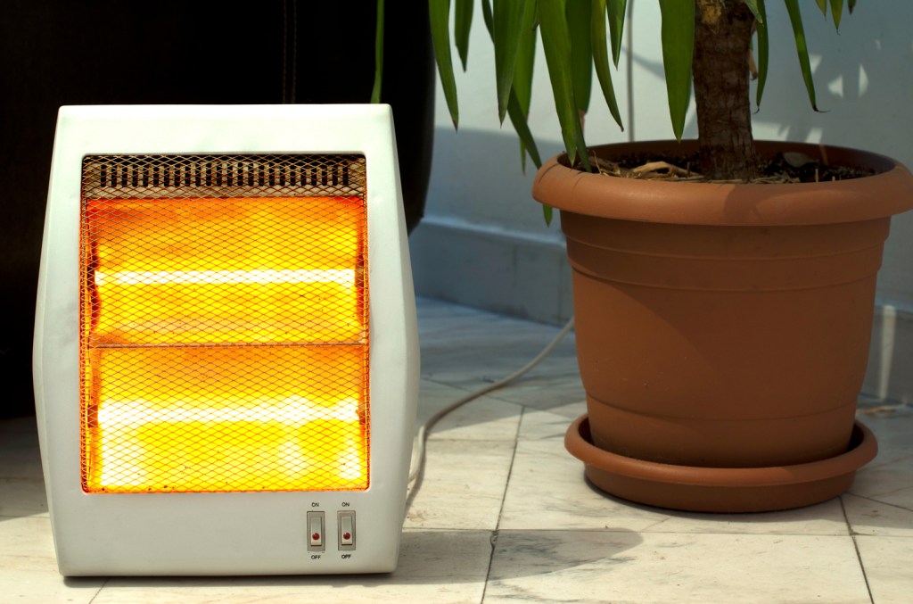 walmart’s-bestselling-small-space-heater-is-ready-to-bring-the-heat-for-66% off